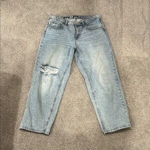 Distressed Light Blue Wife LegJeans